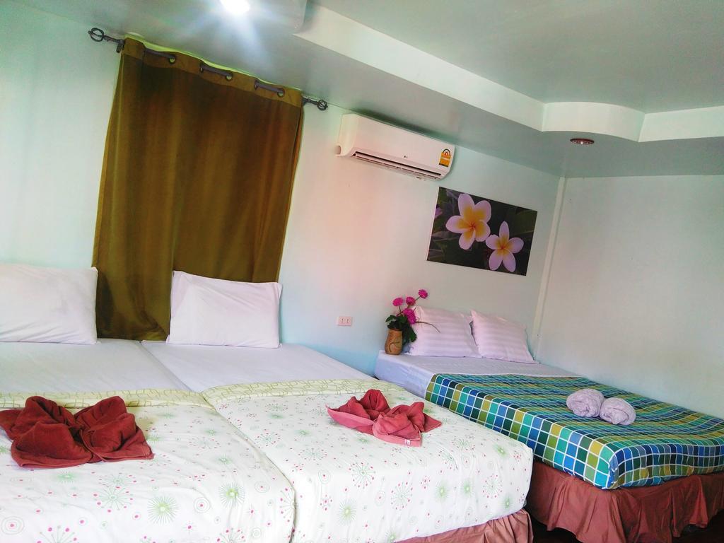 Phi Phi Coralbay Hotel Exterior foto