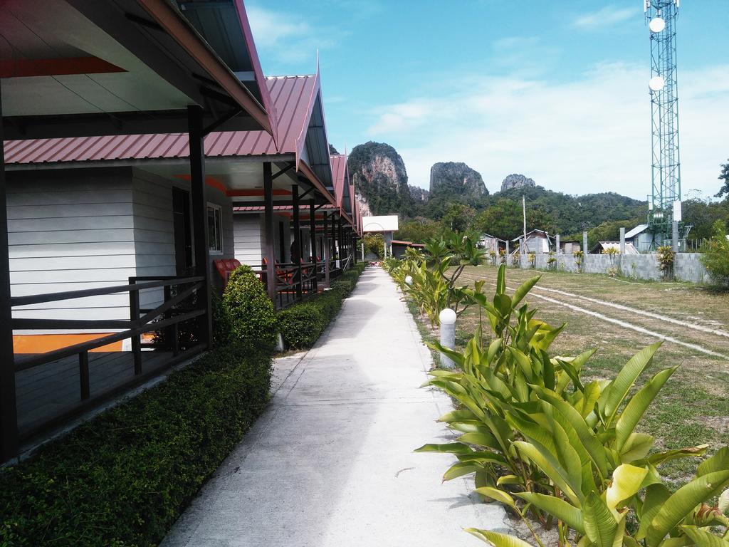 Phi Phi Coralbay Hotel Exterior foto