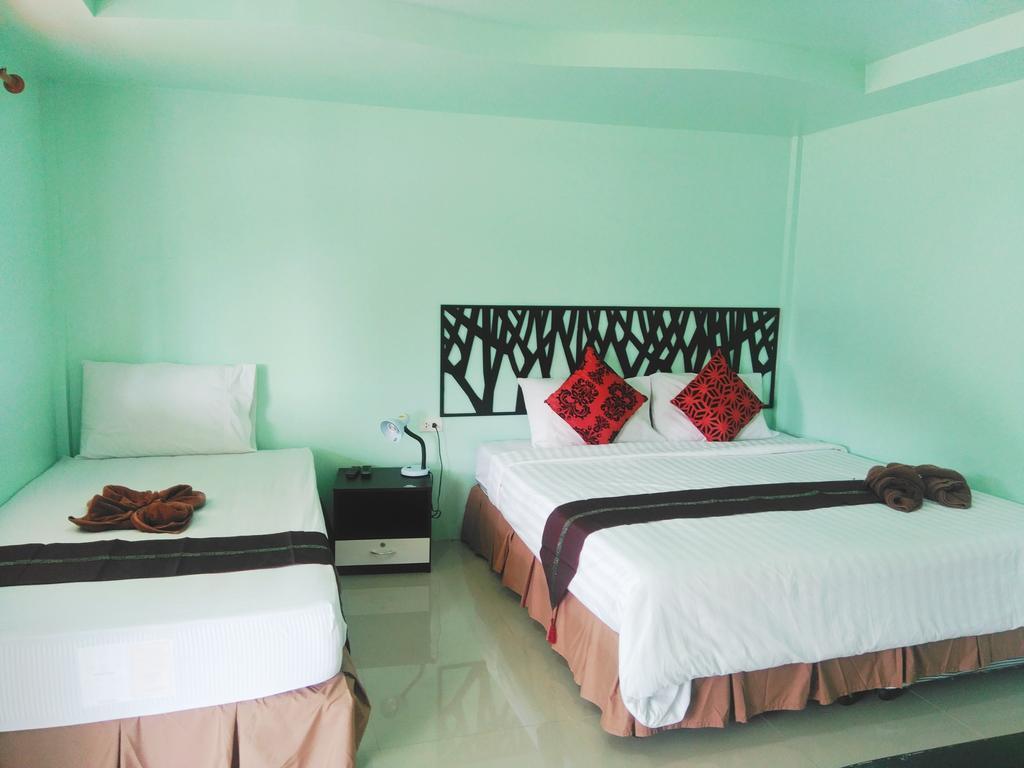 Phi Phi Coralbay Hotel Exterior foto
