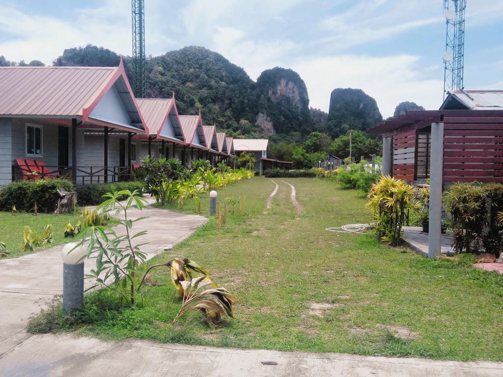 Phi Phi Coralbay Hotel Exterior foto