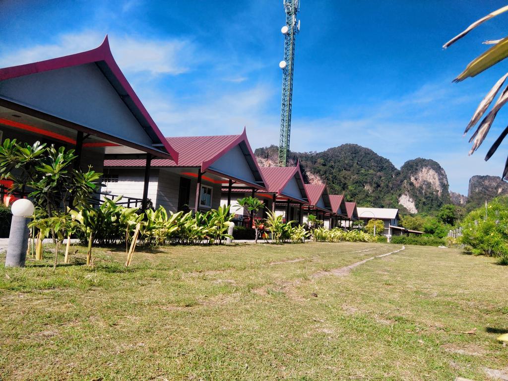 Phi Phi Coralbay Hotel Exterior foto