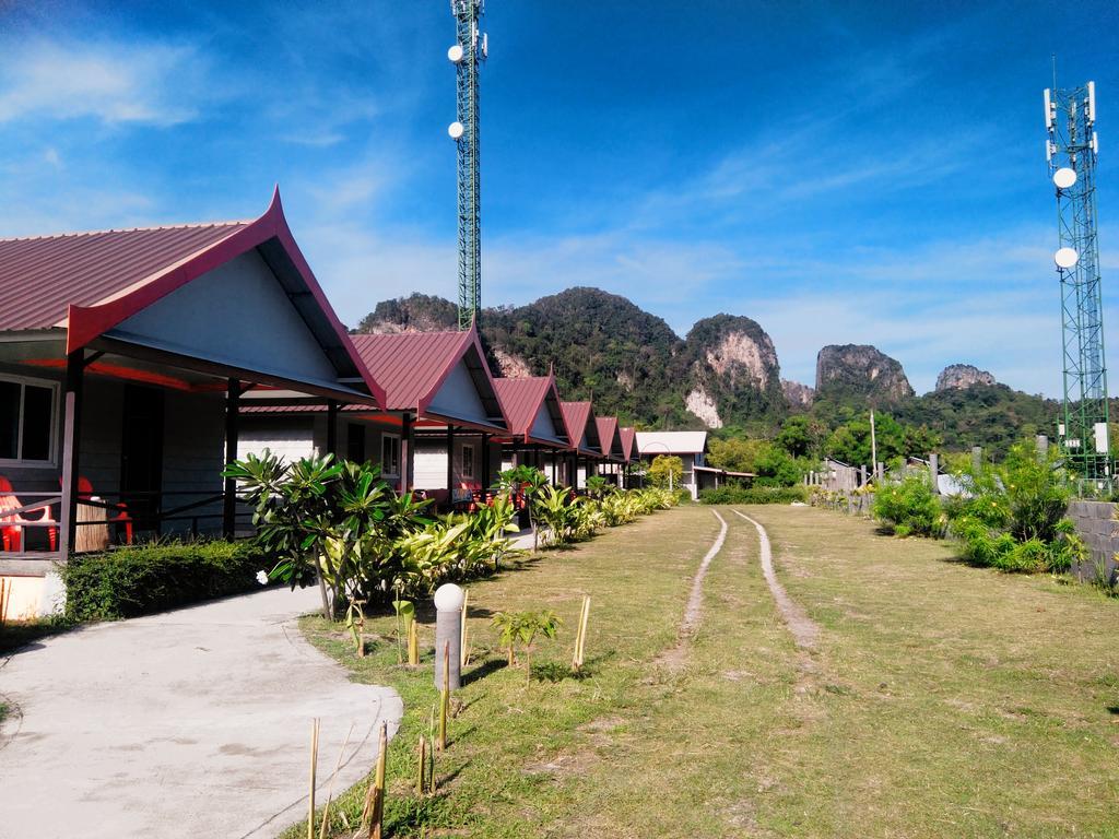 Phi Phi Coralbay Hotel Exterior foto