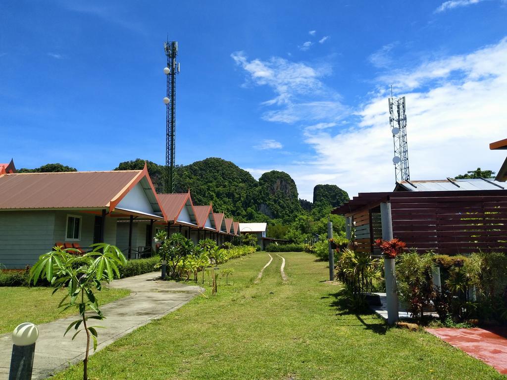 Phi Phi Coralbay Hotel Exterior foto