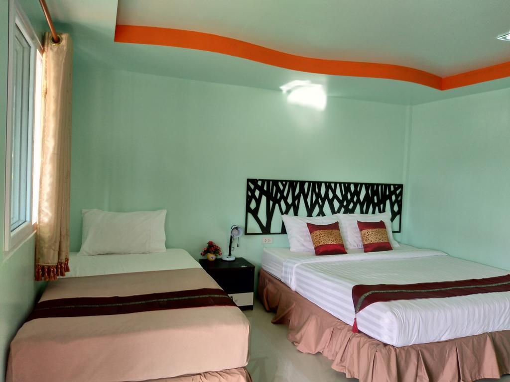 Phi Phi Coralbay Hotel Exterior foto